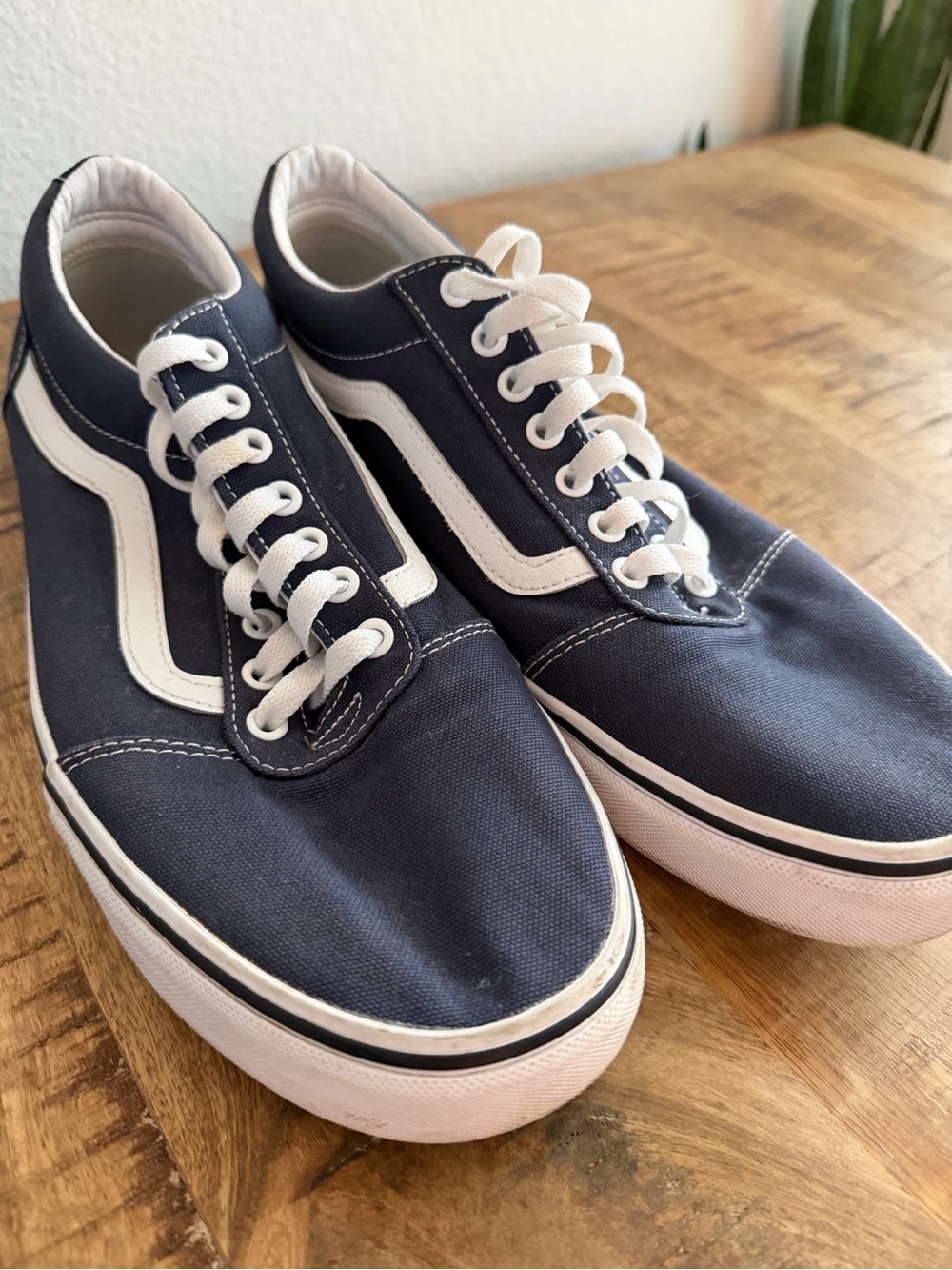 Vans Old Skool Navy Blue Canvas Skate Shoes Men’s Size 12
